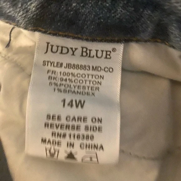 Judy Blue High-Rise Dad Jean Distressed Cris Cross
Waistband Light Wash - Picture 14 of 16